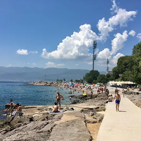 Luxury Ivone With Balcony And Garden Rijeka