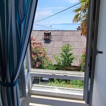 Luxury Ivone With Balcony And Garden Rijeka