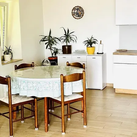 Luxury Ivone With Balcony And Garden * Rijeka